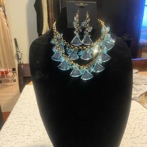 TraciLynn Costume Jewelry “Splash Necklace and Earrings set.